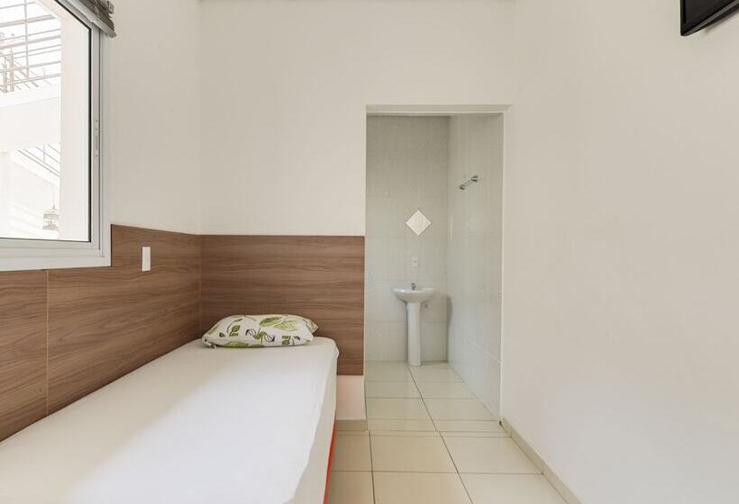 ホテル Jardim Emilia Sorocaba