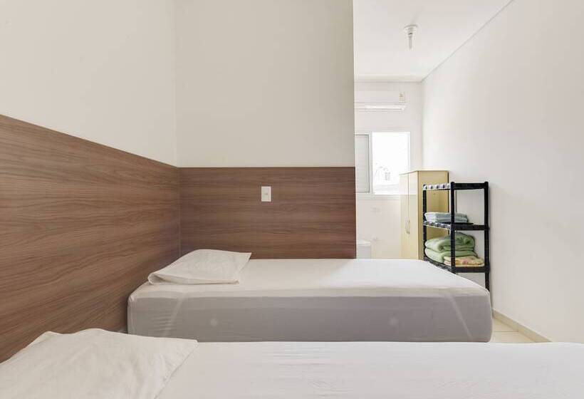 ホテル Jardim Emilia Sorocaba