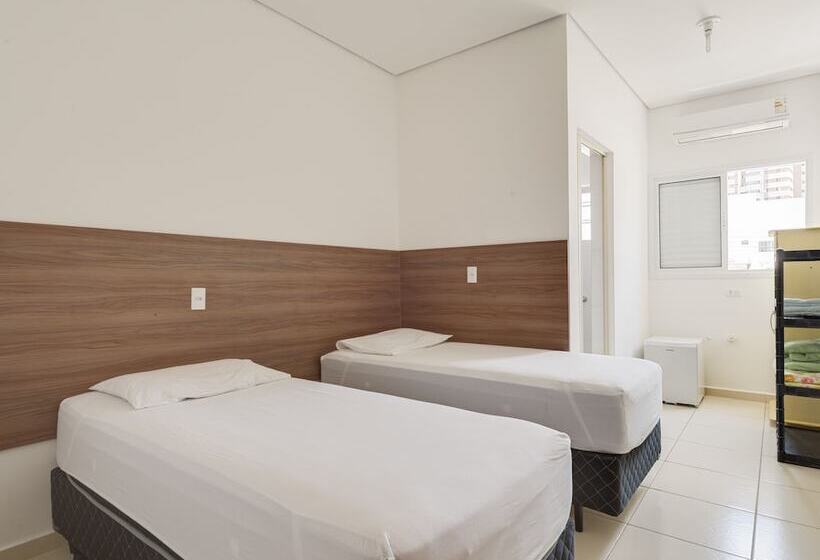 ホテル Jardim Emilia Sorocaba