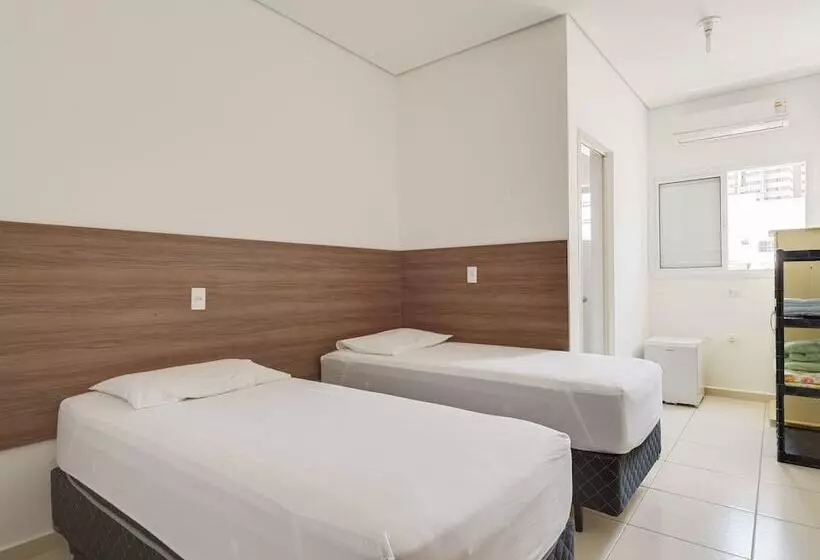 ホテル Jardim Emilia Sorocaba