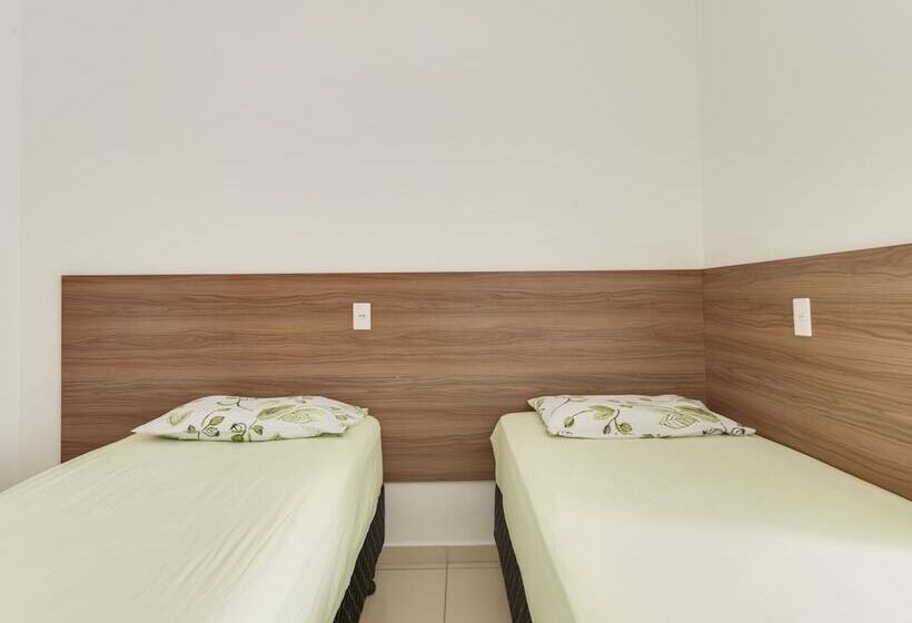 ホテル Jardim Emilia Sorocaba