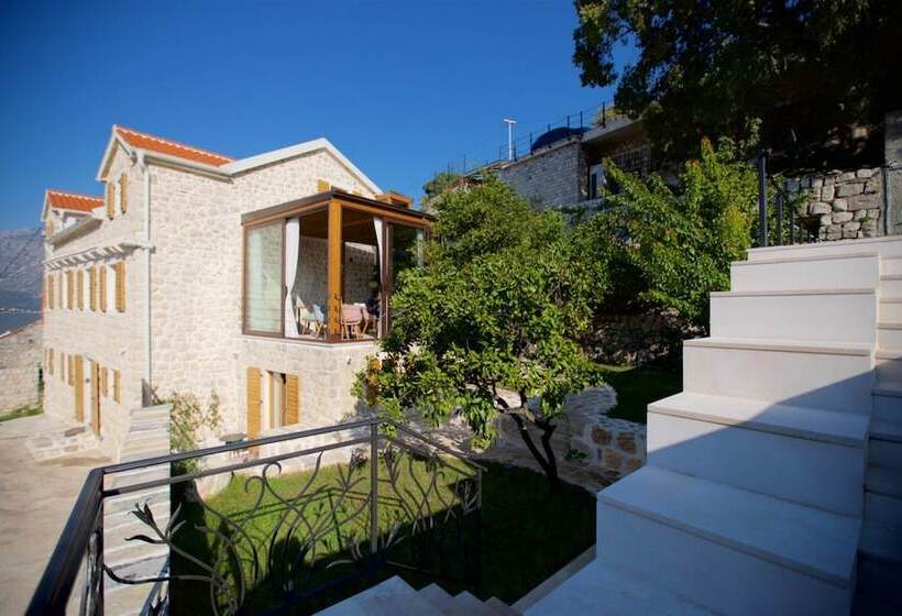 هتل Monte Bay Retreat Adult Only