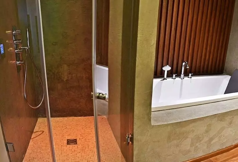 هتل Monte Bay Retreat  Adult Only