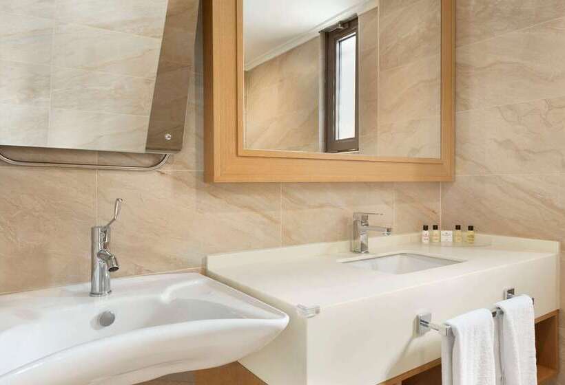 هتل Ramada By Wyndham Bursa Cekirge Thermal & Spa