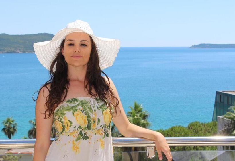 هتل Swiss Residence Montenegro