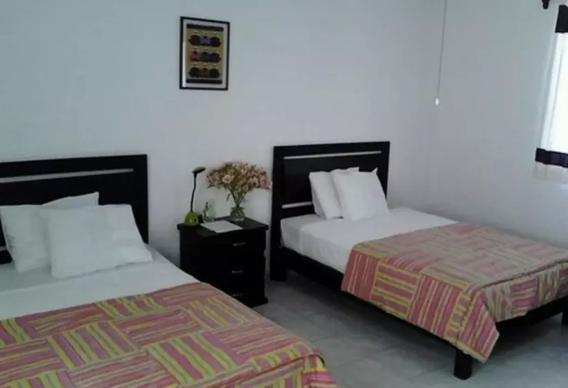 هتل Villas Cuernavaca