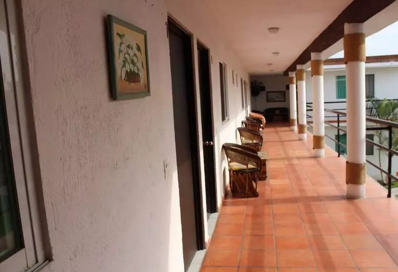 هتل Villas Cuernavaca