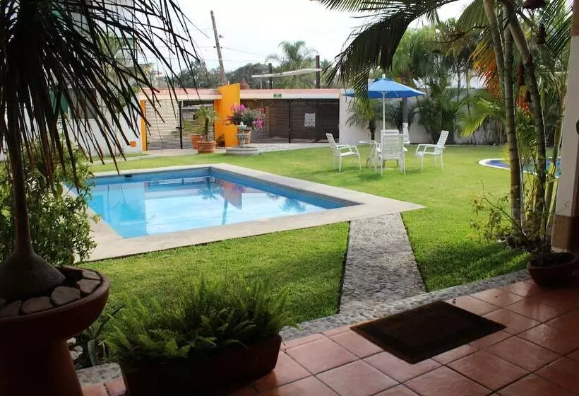 هتل Villas Cuernavaca