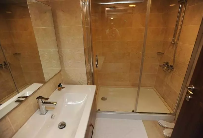 هتل Vurna Butik