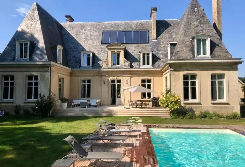 Le Château D'hermonville B&b / Chambres D'hôtes