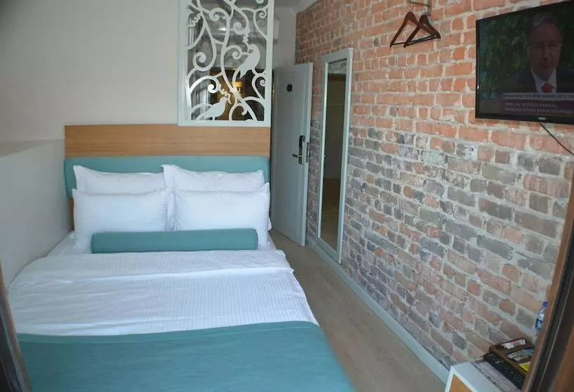 Sardinia Otel