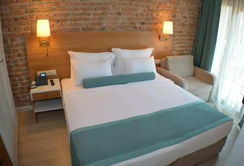 Sardinia Otel