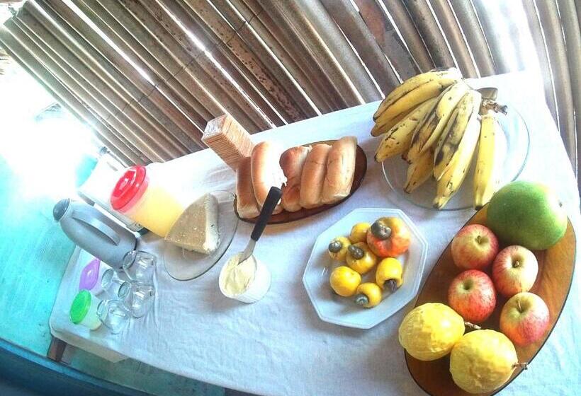 Bed & Breakfast Pousada Do Melo