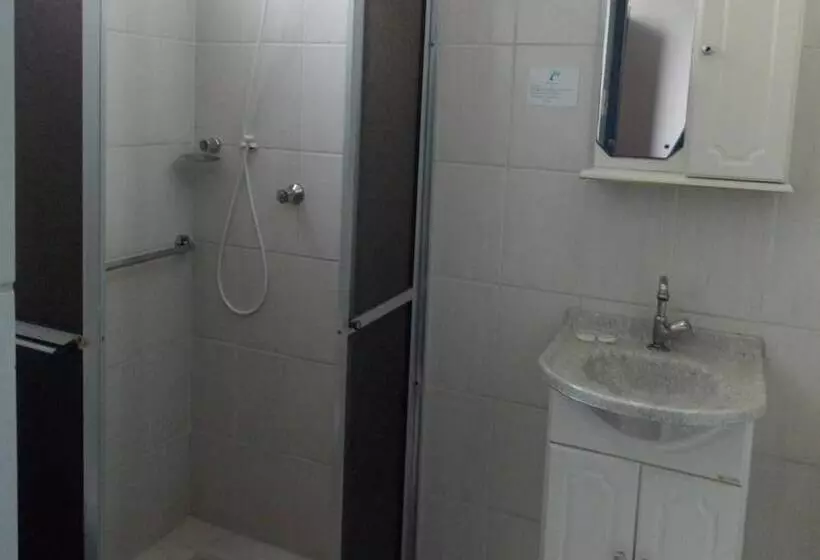 Mova Hotel D Oeste   Localizado Em Frente A Praça Principal Da Cidade, Na área Central   Pé Na Praça