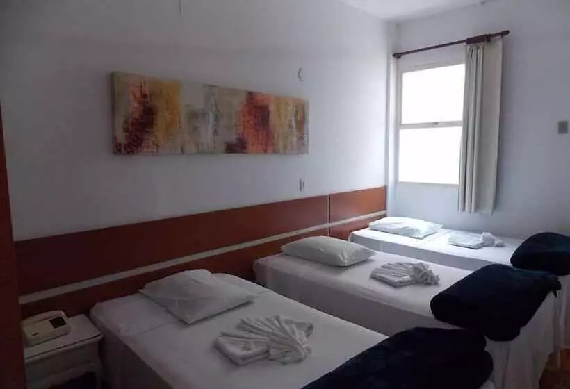 Mova Hotel D Oeste   Localizado Em Frente A Praça Principal Da Cidade, Na área Central   Pé Na Praça