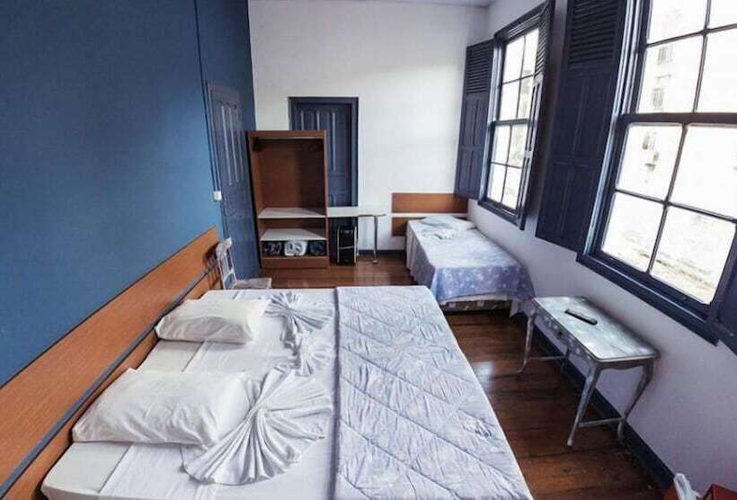 Mova Hotel D Oeste Localizado Em Frente A Praça Principal Da Cidade, Na área Central Pé Na Praça