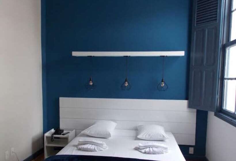 Mova Hotel D Oeste Localizado Em Frente A Praça Principal Da Cidade, Na área Central Pé Na Praça