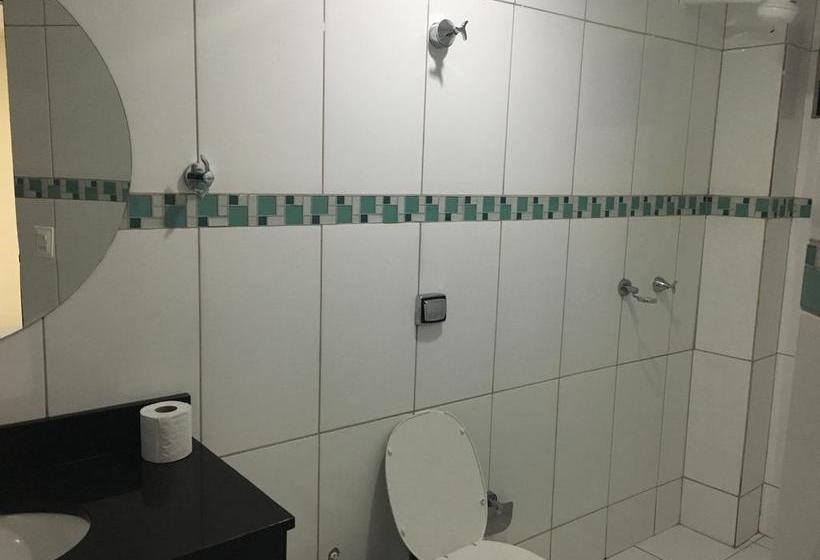 Hotel E Pousada Chalana