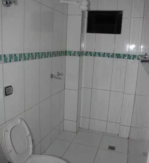 Hotelli E Pousada Chalana