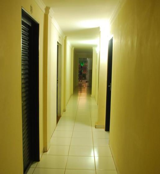 Hotel E Pousada Chalana