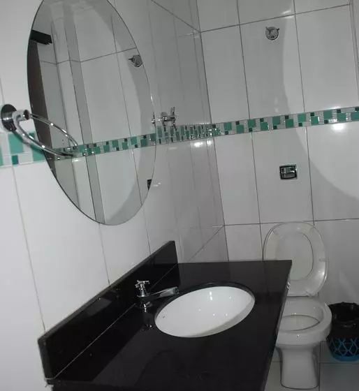 Hotelli E Pousada Chalana