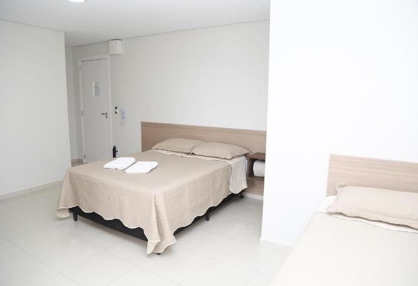 فندق Silver Gold