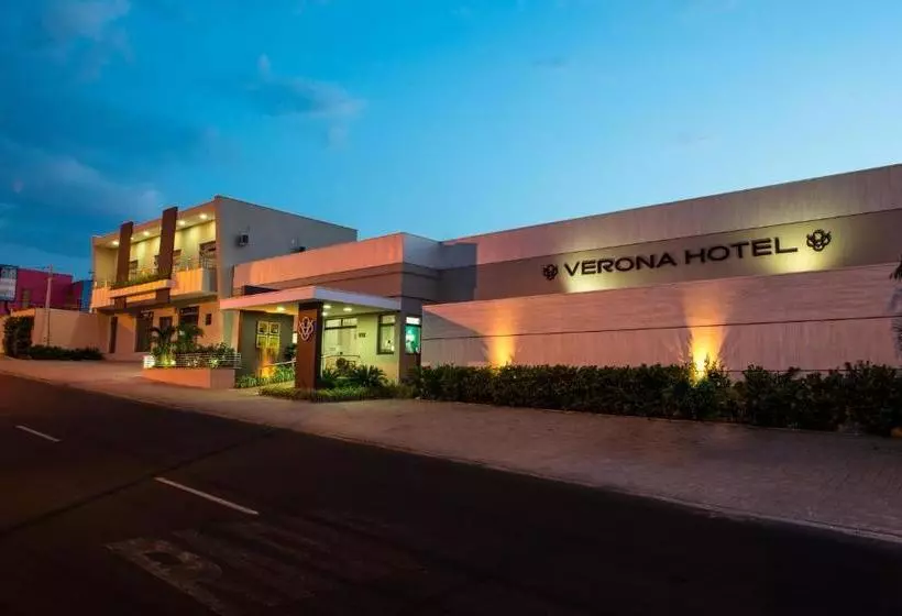 ホテル Limeira Verona