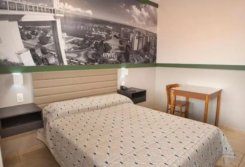 ホテル Limeira Verona