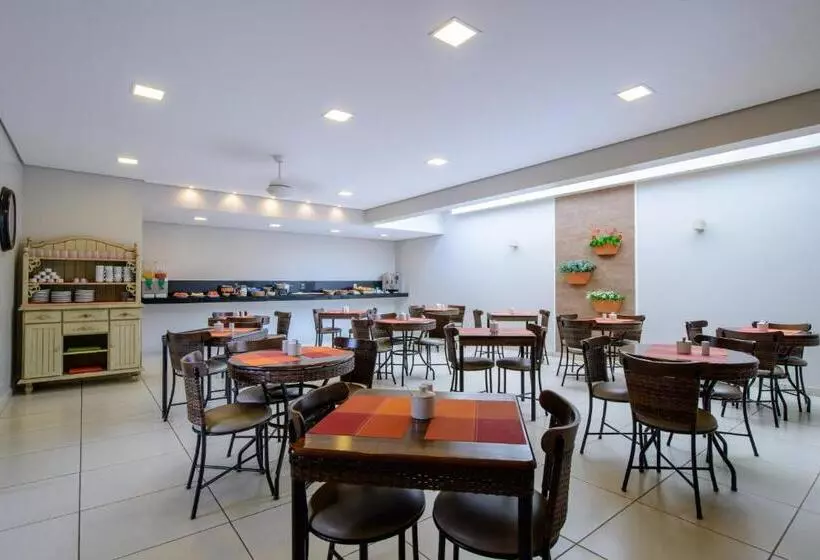 ホテル Limeira Verona