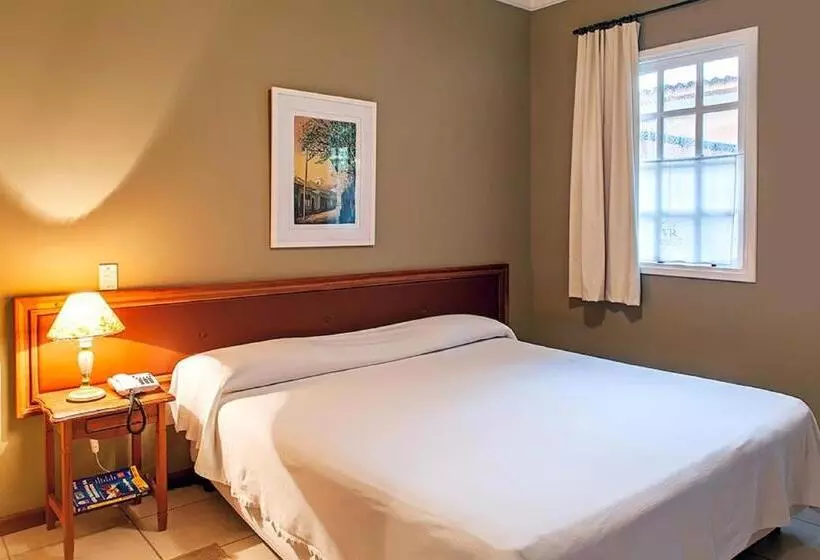 Hotelli Vila Real