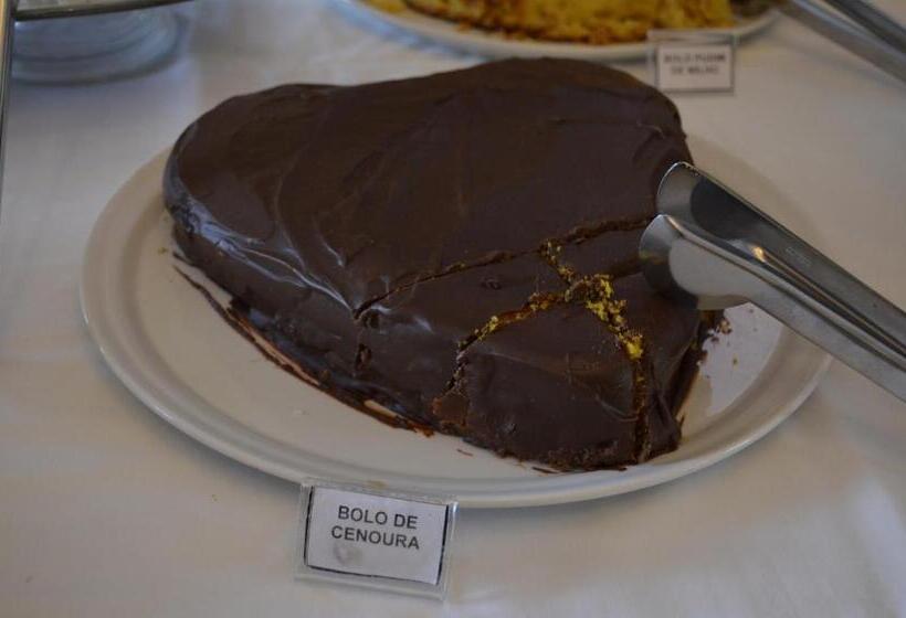 בית מלון כפרי Vila Real