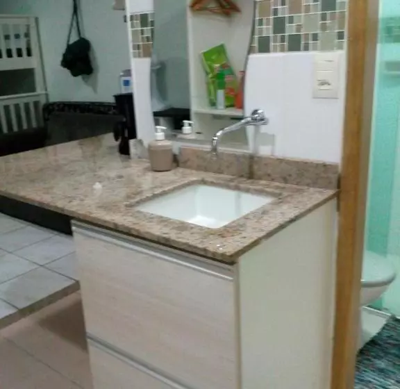 Ajuricaba Suítes 8