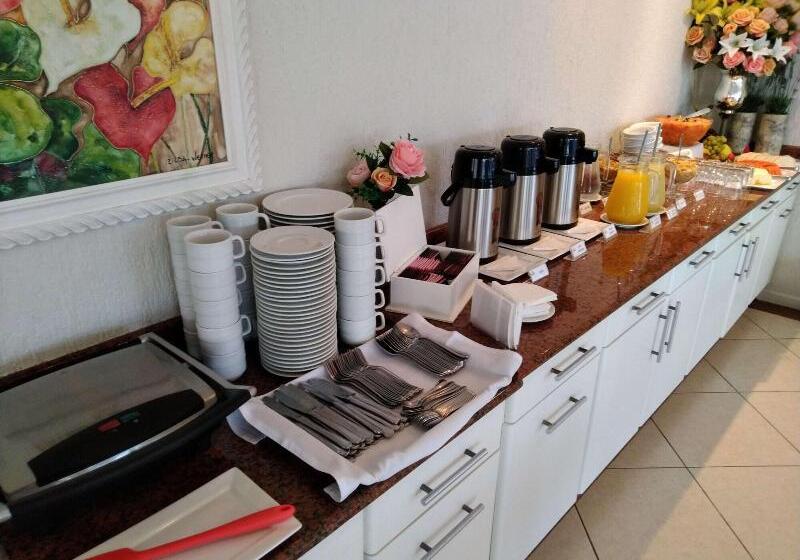 호텔 Bombinhas Blue Suítes