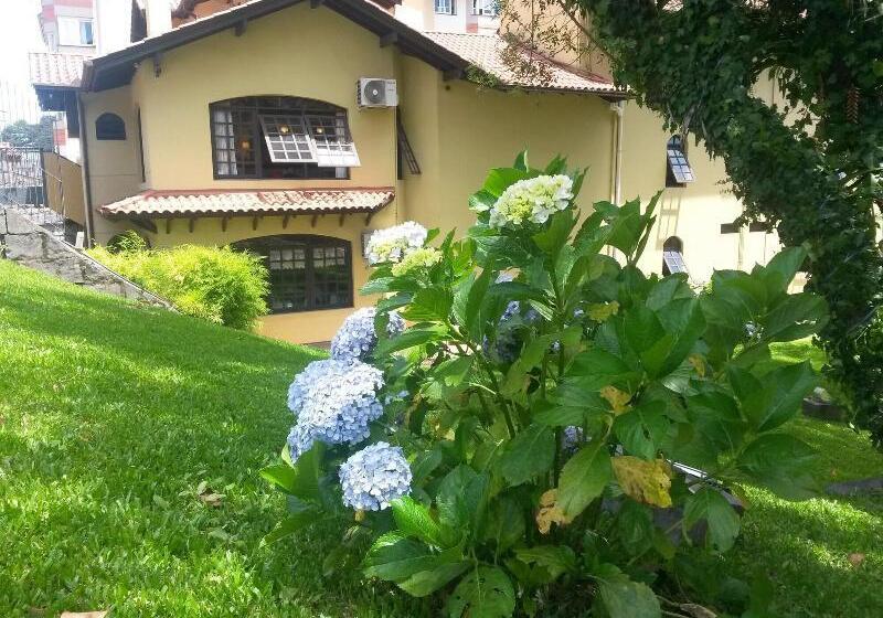 Отель Pousada Encantos Da Terra