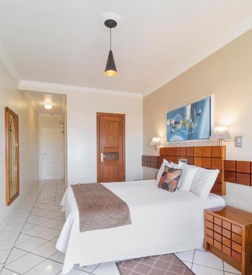 هتل Pousada La Barca