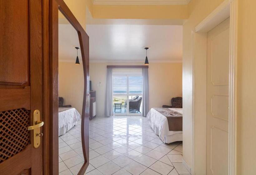 هتل Pousada La Barca