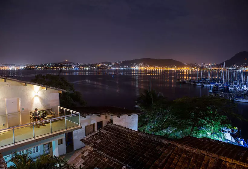 Majatalo Porto Charitas Sailing Guest House