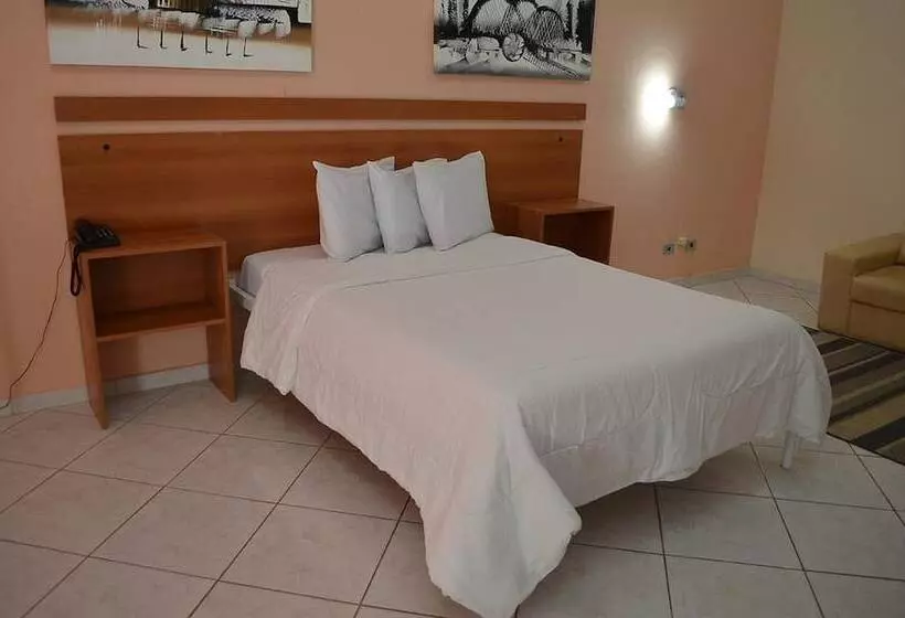 Calabreza Hotel E Restaurante By Up