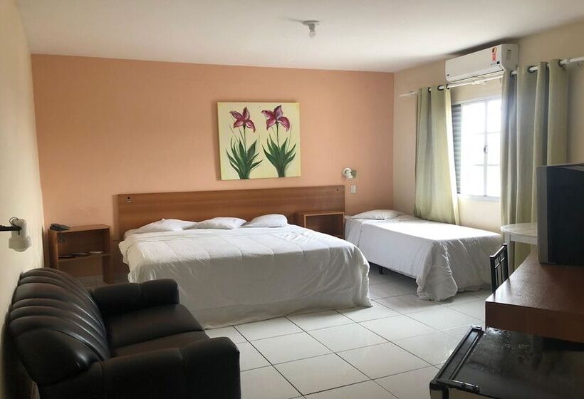 Calabreza Hotel E Restaurante   By Up