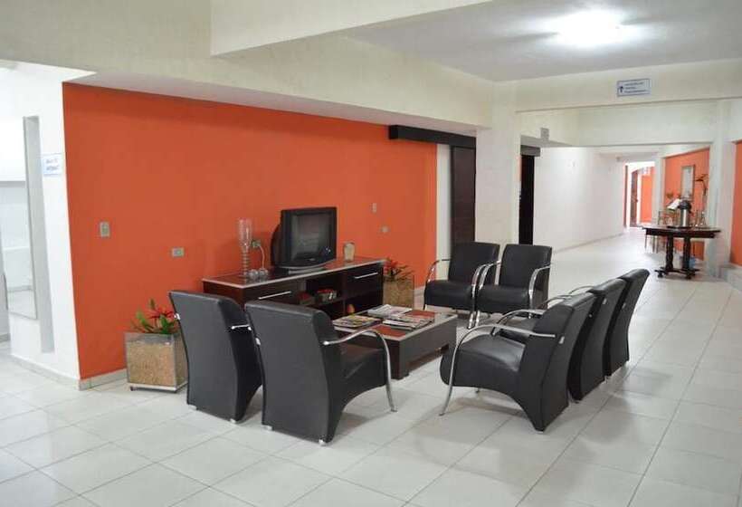 Calabreza Hotel E Restaurante   By Up