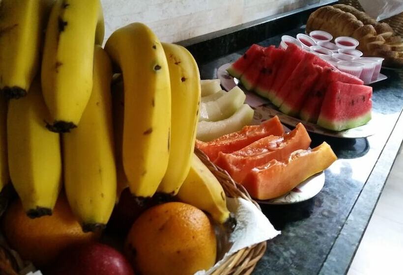 Отель Buriti Itupeva