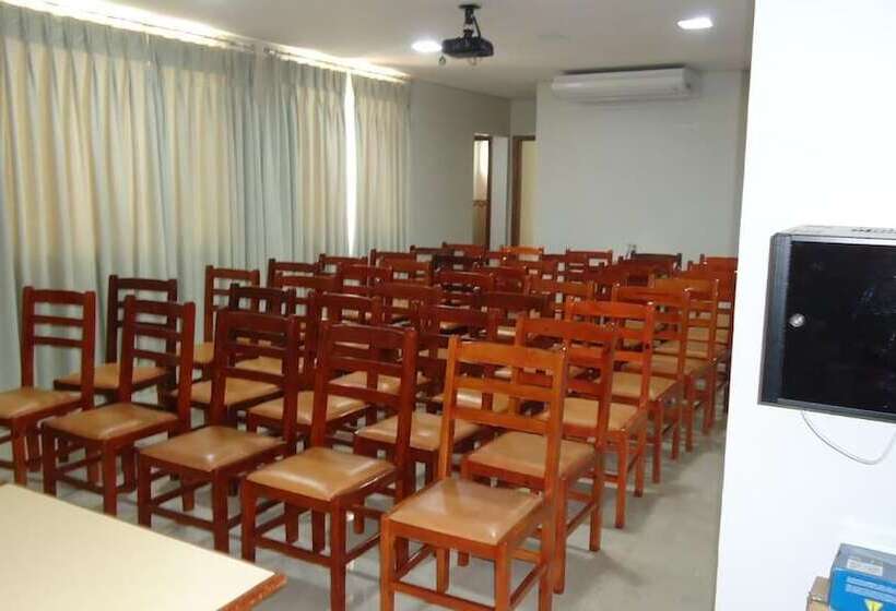 هتل Ilhabela Park