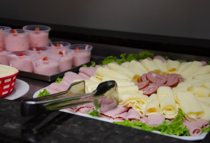 هتل Ilhabela Park