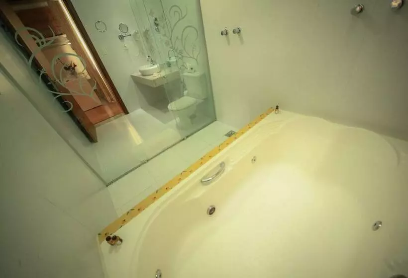 ホテル Pousada Parador Da Figueira