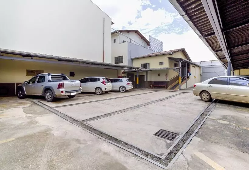 ホテル Via Universitária