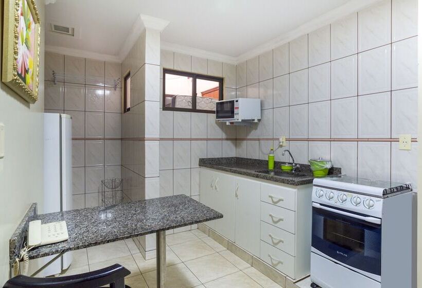 Отель Via Universitária