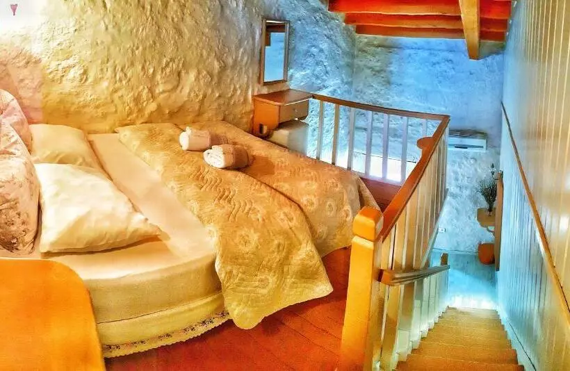 Aamiaismajoitus (B&B) Lilyum Alaçatı Taş Ev