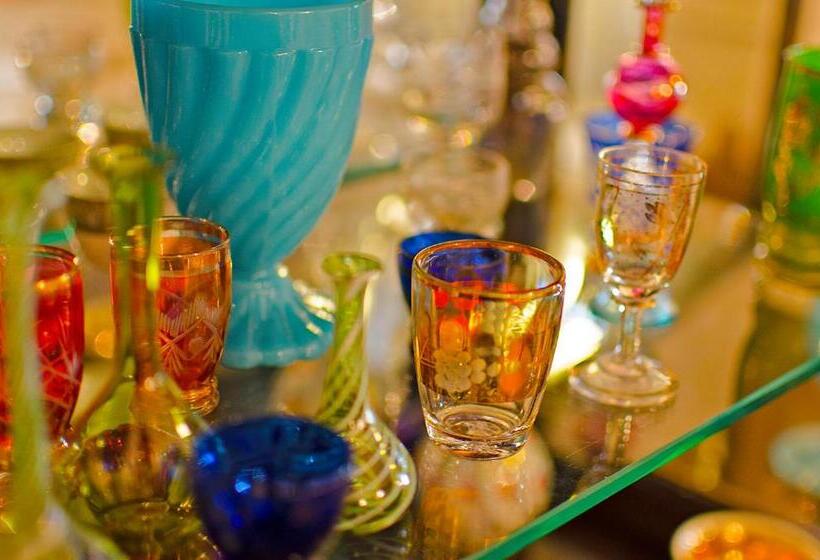 مبيت وإفطار Lilyum Alaçatı   Taş Ev