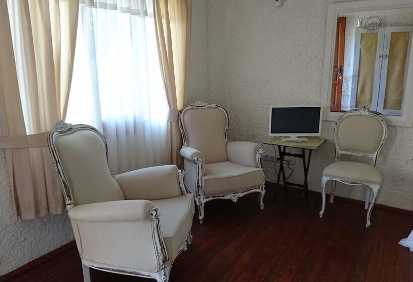 تختخواب و صبحانه şirince Klaseas Hotel&restaurant