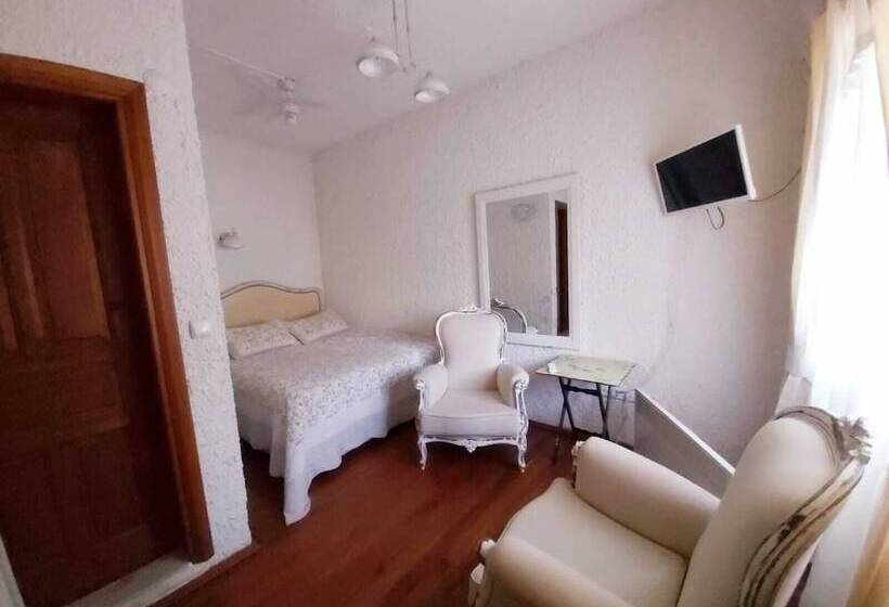 تختخواب و صبحانه şirince Klaseas Hotel&restaurant